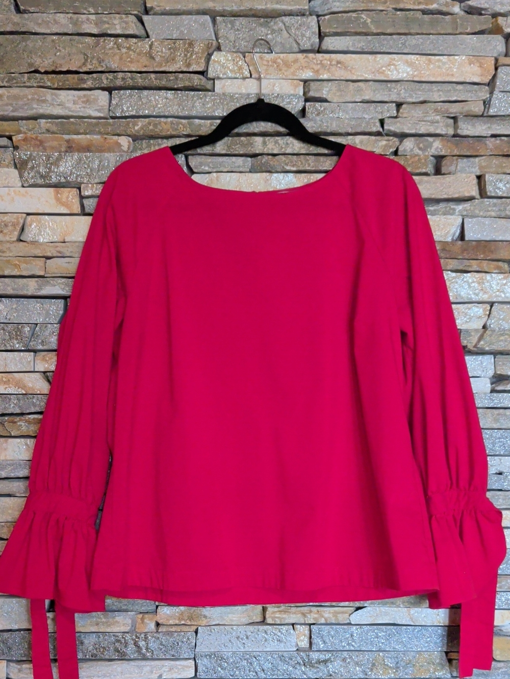 Marled Women's Red Long-Sleeve Tie Cuff Blouse